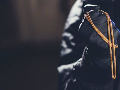 22 жастағы жігіт анасын өлтірген деген күдікпен қамауға алынды