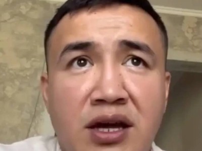 "Үйіне шақырды, таңертең жалаңаш ояндым": ІТ маманы өзін бастығы зорлағанын айтты (ВИДЕО)