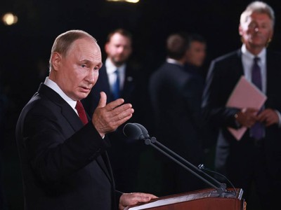 Путин Зеленскийді кездесуге Мәскеуге шақырды