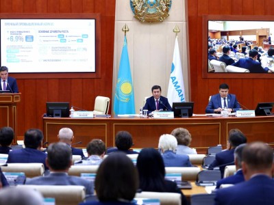 Мемлекет басшысының Жолдауы қарсаңында кеңейтілген отырыс өтті
