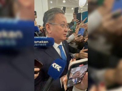Министр Мұрат Нұртілеу жолдаудан соң шетелге кететінін мәлімдеді