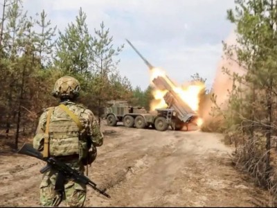 Зеленский: Ресейдің үш шабуыл кампаниясы сәтсіз аяқталды, әлі екеуі болады