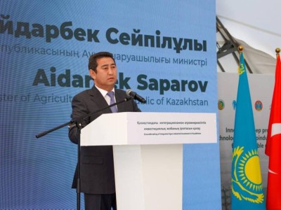 Блогер министрді жалған ақпарат таратты деп сотқа берді
