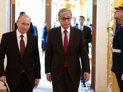 Тоқаев Ресейге жоспарланған сапарын Путинмен талқылады