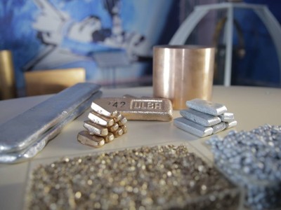 Саяси сауданың көзірі - сирек металдар