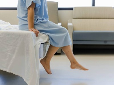 Гинеколог науқастарды жасырын видеоға түсіріп отырған. 45 әйел оны сотқа берді