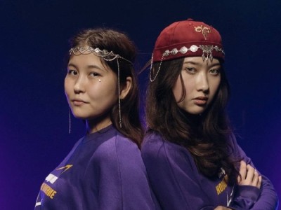 Жаңа адамдардың Özim Тобы ұлттық телеарна эфирінде дебют жасады