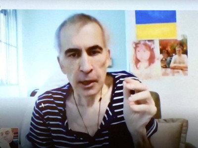 Михаил Саакашвили ауруханадан шығарылып, түрмеге қайта жеткізілді