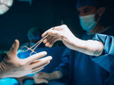 Көкшетаулық жігіт анасына бауырының жартысын беріп, аман алып қалған