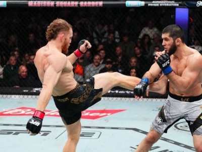 Ислам Махачев UFC-тің жартылай орта салмақ дәрежесінде чемпион атанды