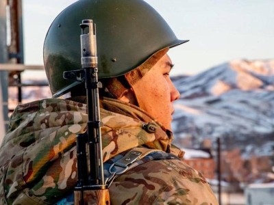 Өскеменде колонияда оқ атылады