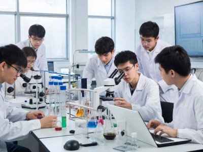 Ғылымға инвестиция: жас ғалымдарды қолдау жүйесі қандай?