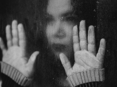 Күн сайын 137 қыз бен әйел жақындарының қолынан қаза табады