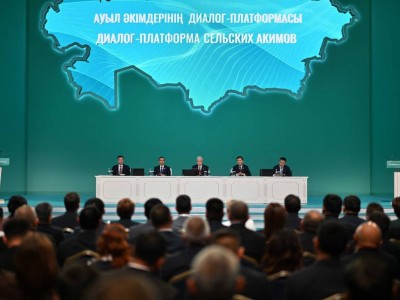 Президент ауыл әкімдерін  Астанаға жинап, оларға “әкім кім” екенін еске салды