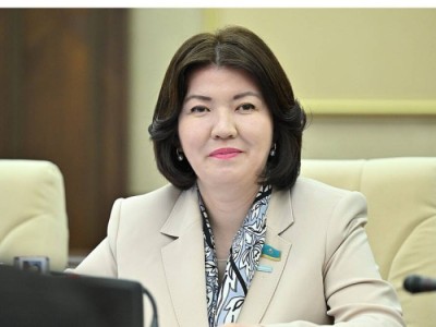 "100% үстемақы берілді": Еліміздің бас педагогы көптің көкейіндегі мәселені ашып айтты