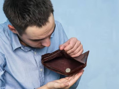 Халықтың мойнындағы микронесие қарызы 1,3 трлн теңгеге жетті