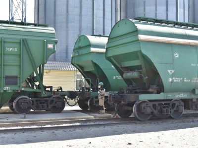 ҚТЖ астық тасымалында неге ресейліктерге басымдық беріп, отандық фермерлерді сорлатып отыр?