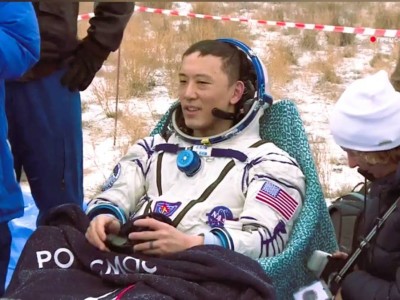 8 ай бұрын космосқа ұшқан 3 ғарышкер бүгін Жезқазған маңына қонды (ФОТО)