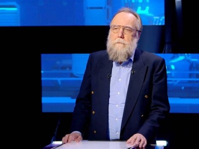 Ұлыбритания неофашист Дугинге, «Рыбарьға» және ресейлік насихатшыл БАҚ-ға санкция салды