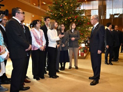 Мемлекет басшысы Жапонияда тұрып жатқан қазақстандықтармен кездесті