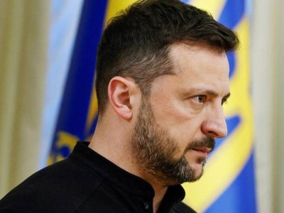 "Уақыты келді": Зеленский Украина тарихында болмаған шұғыл шешім қабылдады