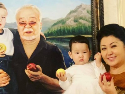 "Әшімовтер әулетіне әлі де қызмет ете беремін" – Бағдат Әшімова