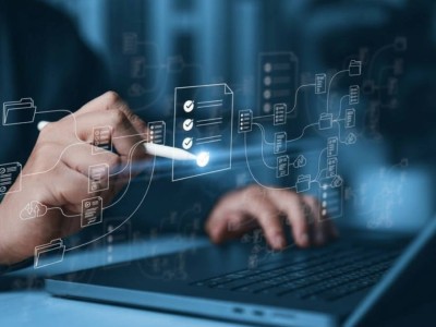 Білім беру саласындағы цифрландыру: ҚазҰУ тәжірибесі және жаңа мүмкіндіктер