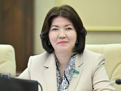 "Сүйінші, ағайын": Еліміздің бас педагогы барша мұғалім асыға күткен хабарды айтты