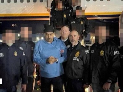 Венесуэла президенті Николас Мадуроға Түркияға кету ұсынылған