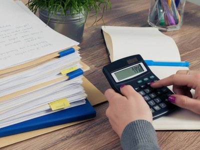 Белгілі заңгер жаңа Салық кодексінің қолданысын тоқтата тұруды талап етіп отыр