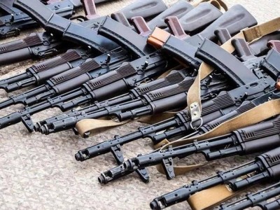 "Соғысқа дайындалып жатқан ел": Президент қару-жарақ пен әскерге көп бюджет сұратып отыр