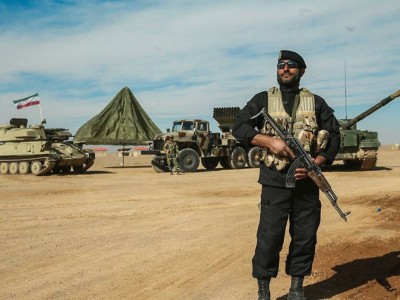 Иран әуе кеңістігін жауып, әскерін толық жауынгерлік дайындыққа келтірді