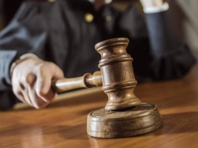 Астанада 82-дегі ата өзінің 7 жастағы немересін зорлап, 20 жылға сотталды