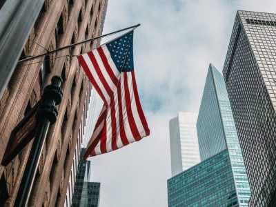 АҚШ 21 қаңтардан бастап 75 елдің азаматтарына виза беруді тоқтатады