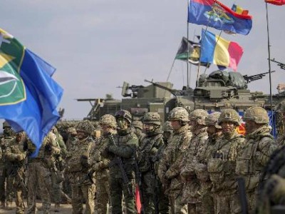 Франция Гренландияда НАТО оқу-жаттығуларын өткізуді ұсынды