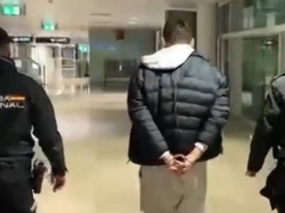 Бұрынғы кеден қызметкері Испаниядан Қазақстанға экстрадицияланды