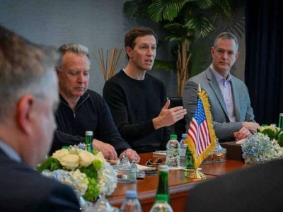 АҚШ Путин мен Зеленскийдің жеке кездесуі жақын екенін жоққа шығармайды