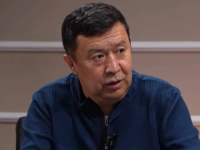 Сүйінші, ағайын! Сәбит Әбдіхалықов асыға күткен қуанышты хабарын жеткізді (ВИДЕО)