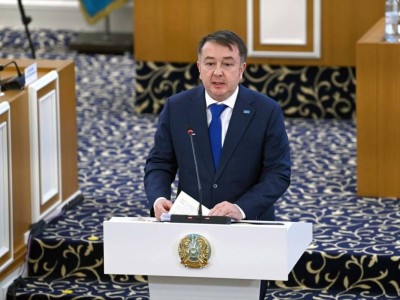 Қазақстанда кадрлық тағайындаулардың жаңа тәртібін Конституцияда бекіту ұсынылды