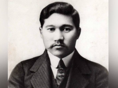 Міржақып Дулатұлы. Қазақ тілінің мұңы...