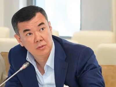 "Жолда абай болыңыздар": Танымал әзілкеш Нұрлан Қоянбаев ауруханаға түсіп қалды (ФОТО)