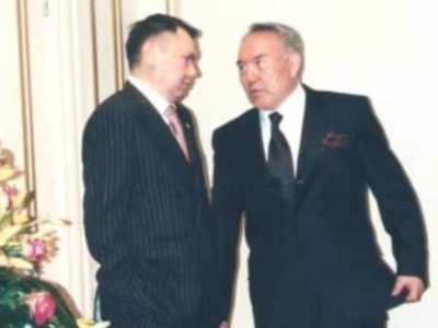 "Рахат Әлиев қайын атасы Назарбаевты биліктен кетірмек болған" – танымал саясаткер