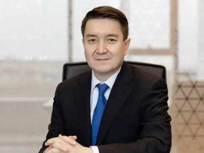 Тоқаев Ұлттық банк төрағасының орынбасары қызметін жұмысынан босатты