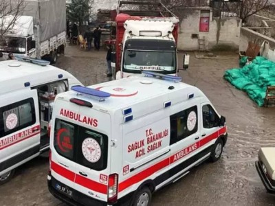 8 айлық сәбиімен бірге көз жұмды: Түркияда жас отбасы қайғылы жағдайда қаза тапты