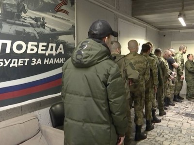 Ресейде студендеттерге қарызды жабу үшін соғысқа бару ұсынылған