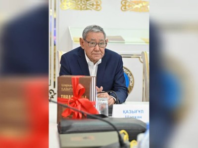 Шархан Қазығұлдың «Таңдамалы шығармалар жинағы» жарық көрді