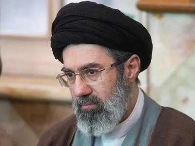 Иранның жаңа көшбасшысы Моджтаба Хаменеи жараланды