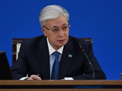 Президент Тоқаев Қорғаныс саласында ауыс-түйіс жасады