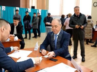 БҚО әкімі Нариман Төреғалиев референдумда дауыс берді