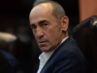 Арменияда билікке талас күшейді: Бұрынғы президент үлкен саясатқа қайта келді